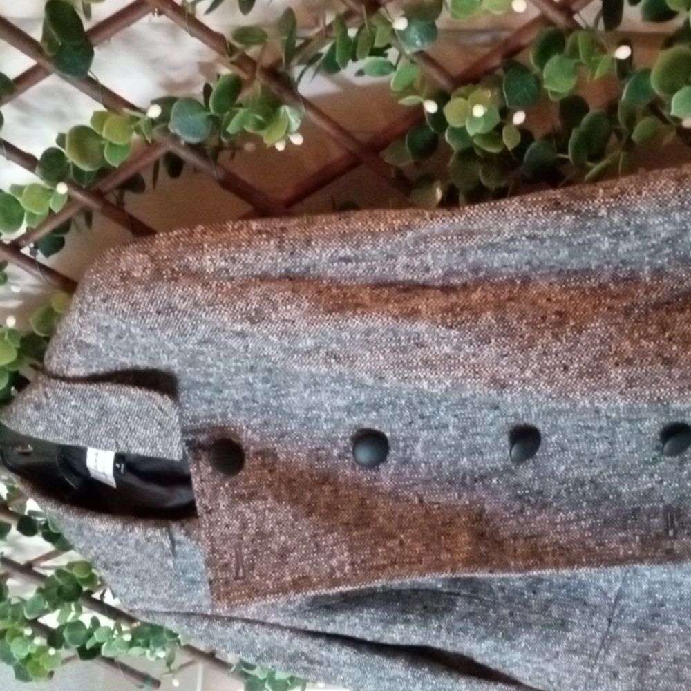 Jacket - Picture 6 of 8